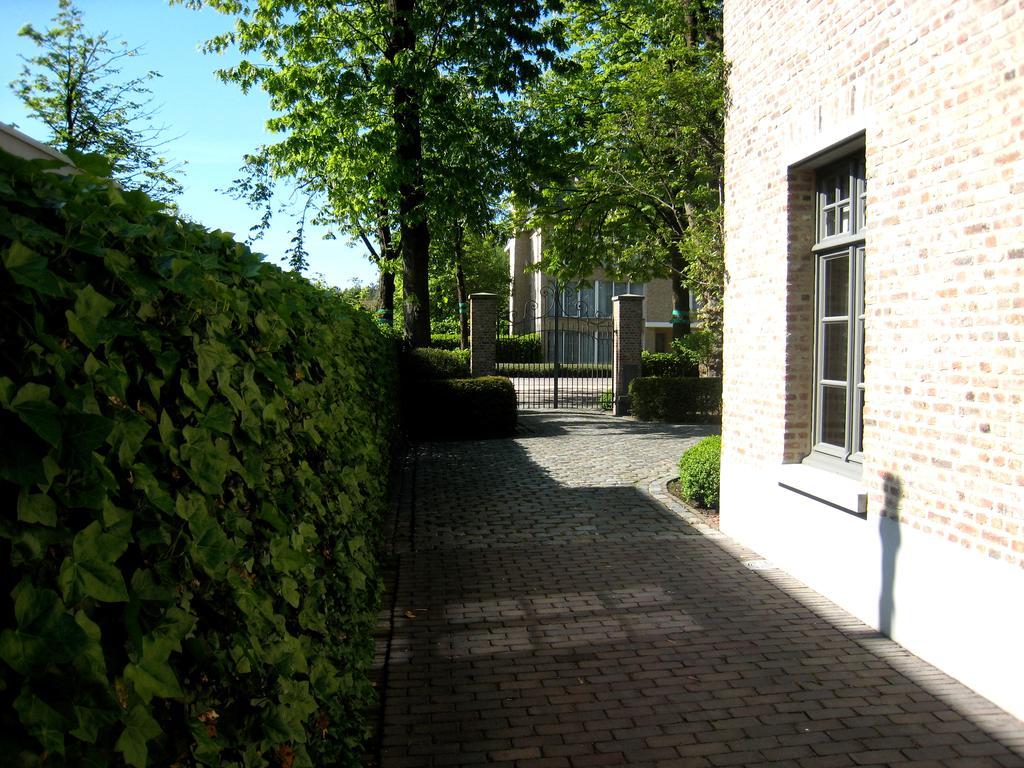 Under Oaks Hotel Westmalle Exterior foto